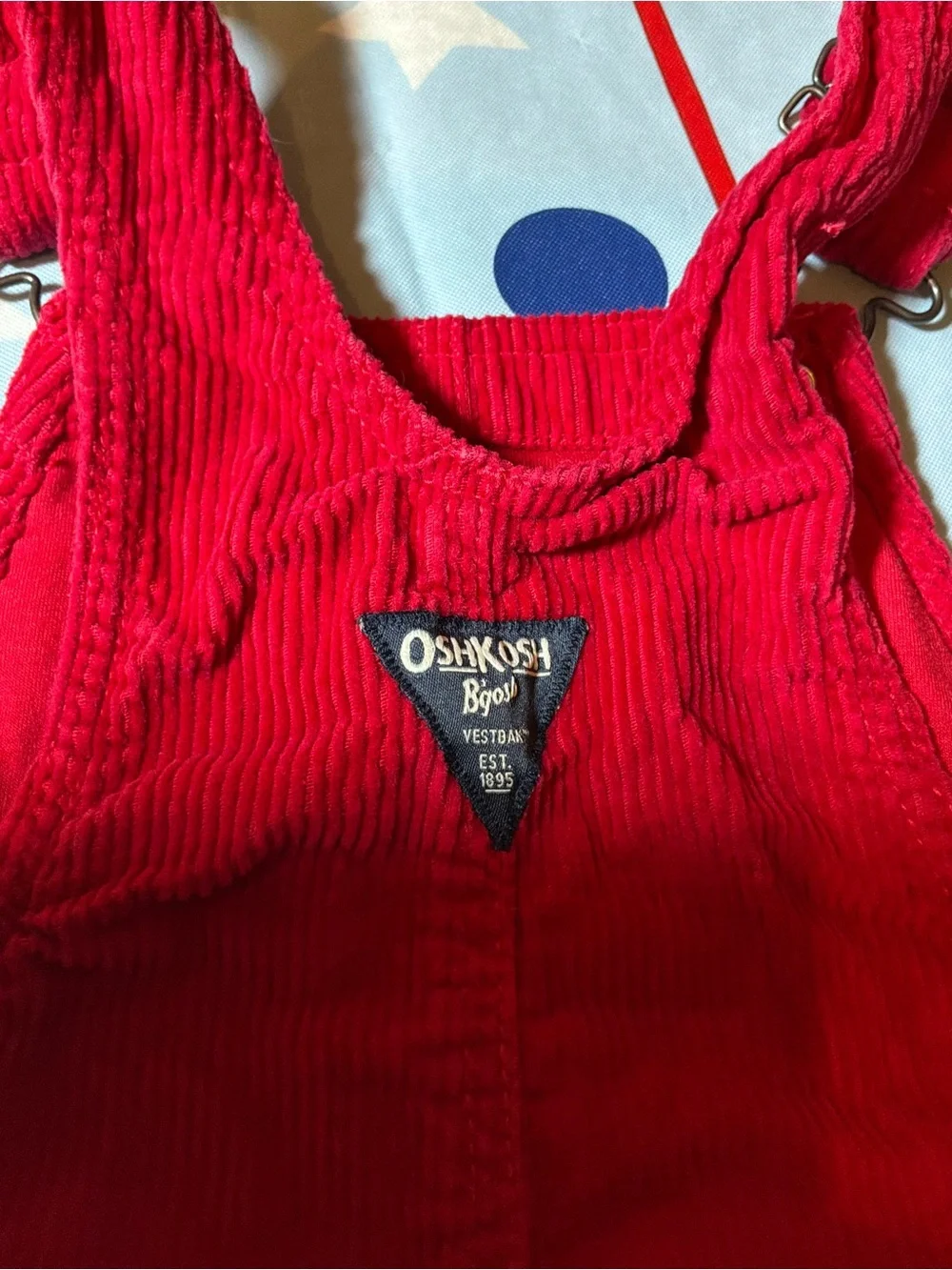 Oshkosh b’gosh overalls corduroy red size 4t